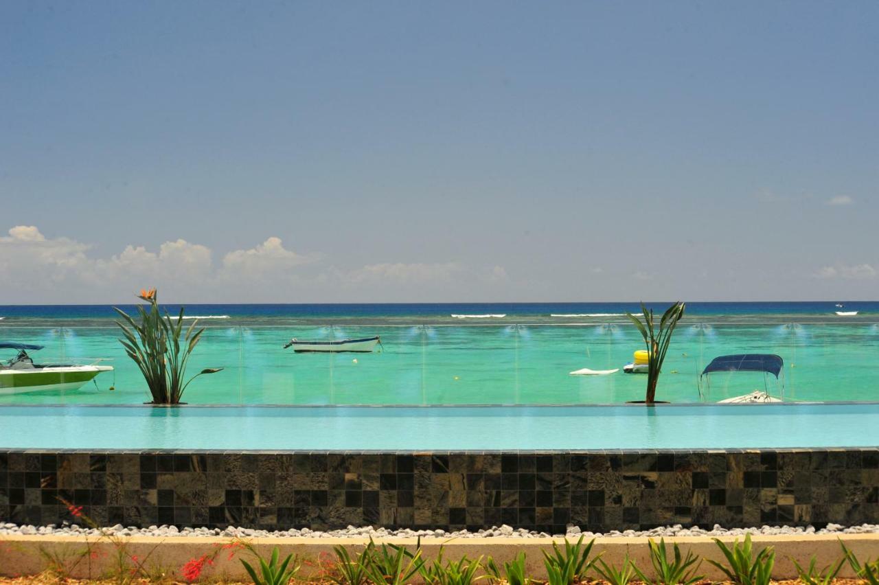 Obiches Luxury Beachfront Apartment Trou-Aux-Biches Trou-aux-Biches Exterior foto