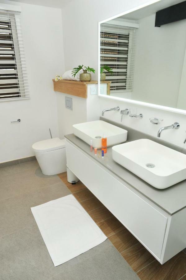 Obiches Luxury Beachfront Apartment Trou-Aux-Biches Trou-aux-Biches Exterior foto