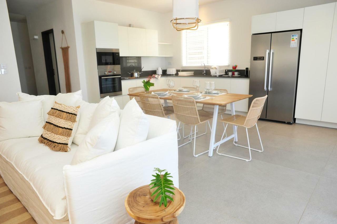 Obiches Luxury Beachfront Apartment Trou-Aux-Biches Trou-aux-Biches Exterior foto